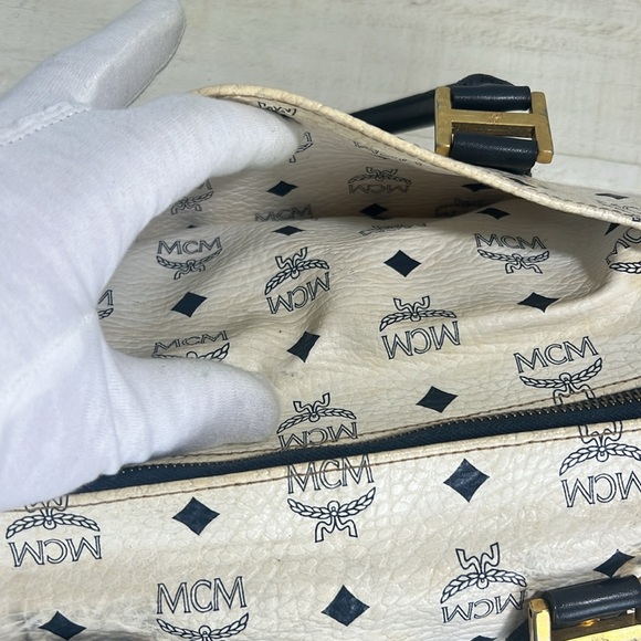 Congratulation to the WINNER!!!!!!✨MCM Givie✨ Live show 9pm EST Tonight!!! - Picture 12 of 16